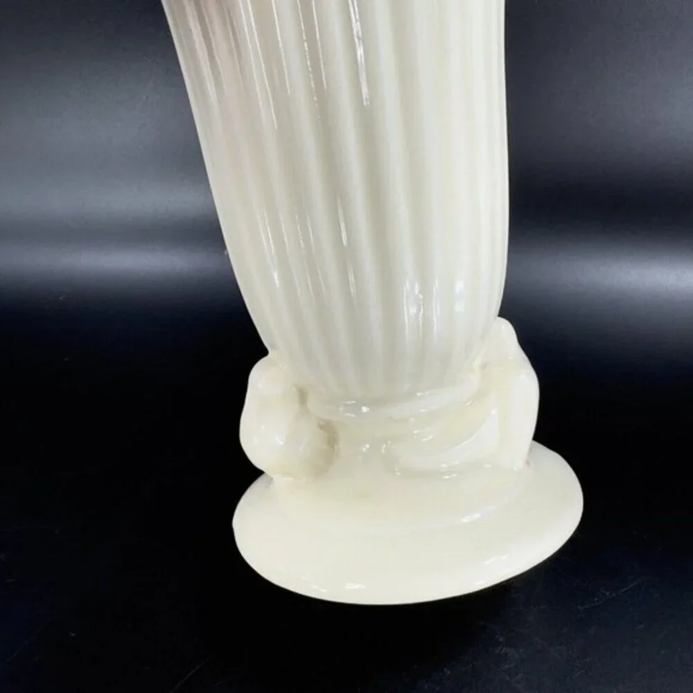 Vintage Art Deco Haeger Dove Vase 1940s White Glaze Ceramic Love Birds Decor VTG